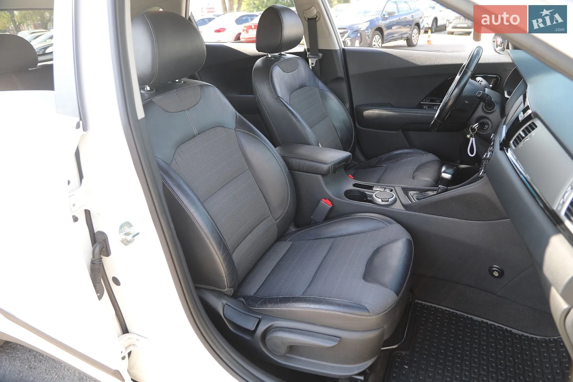 2017 Kia Niro - мініатюра 15