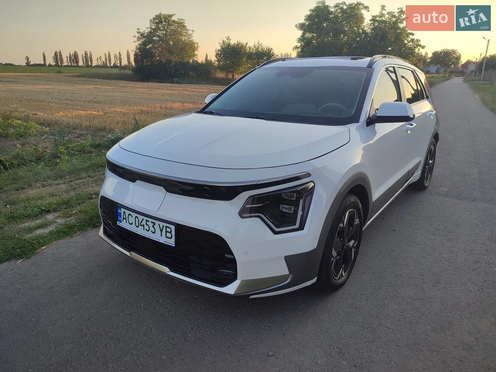 2022 Kia Niro - фото 1