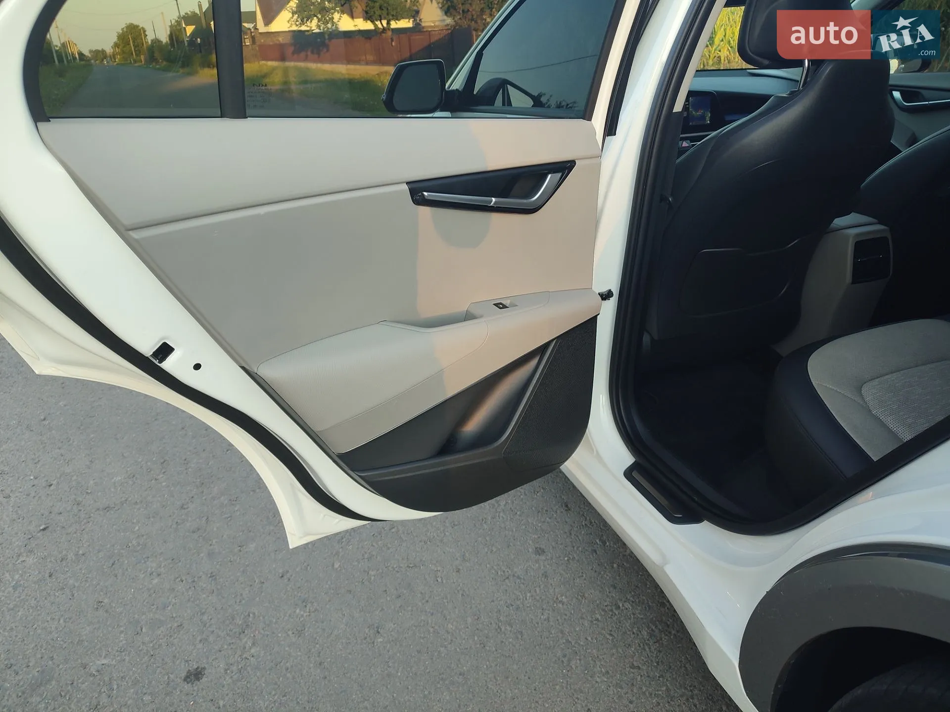 2022 Kia Niro - мініатюра 43