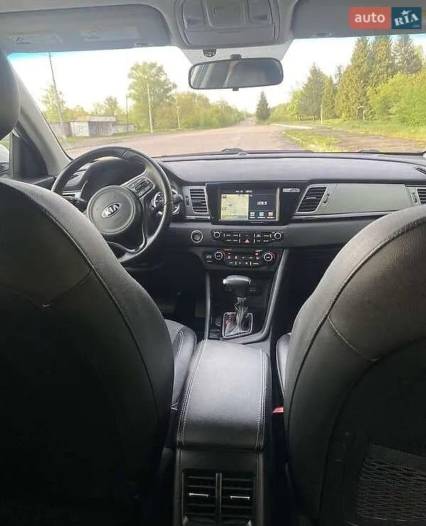 2017 Kia Niro - мініатюра 8