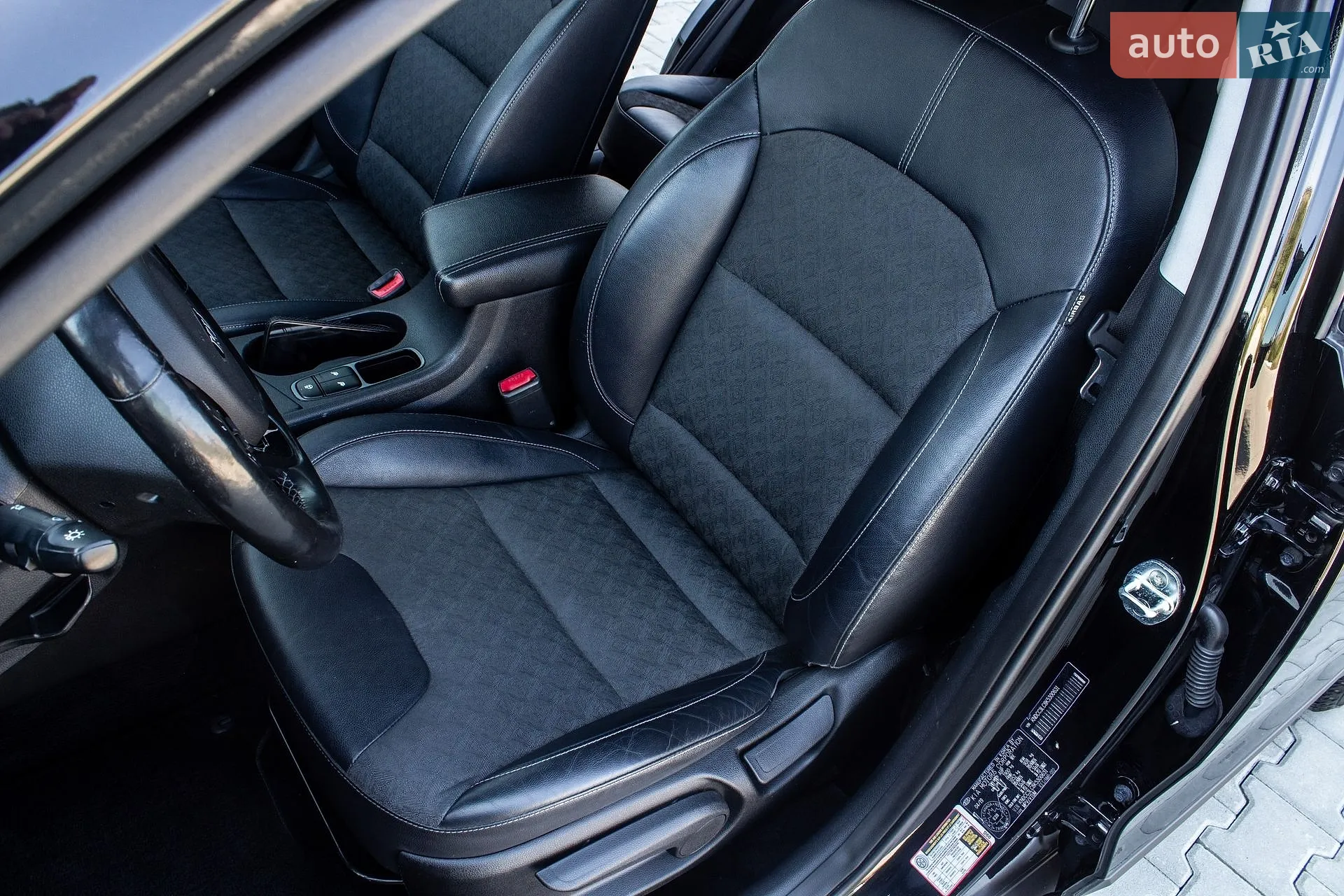 2019 Kia Niro - мініатюра 34