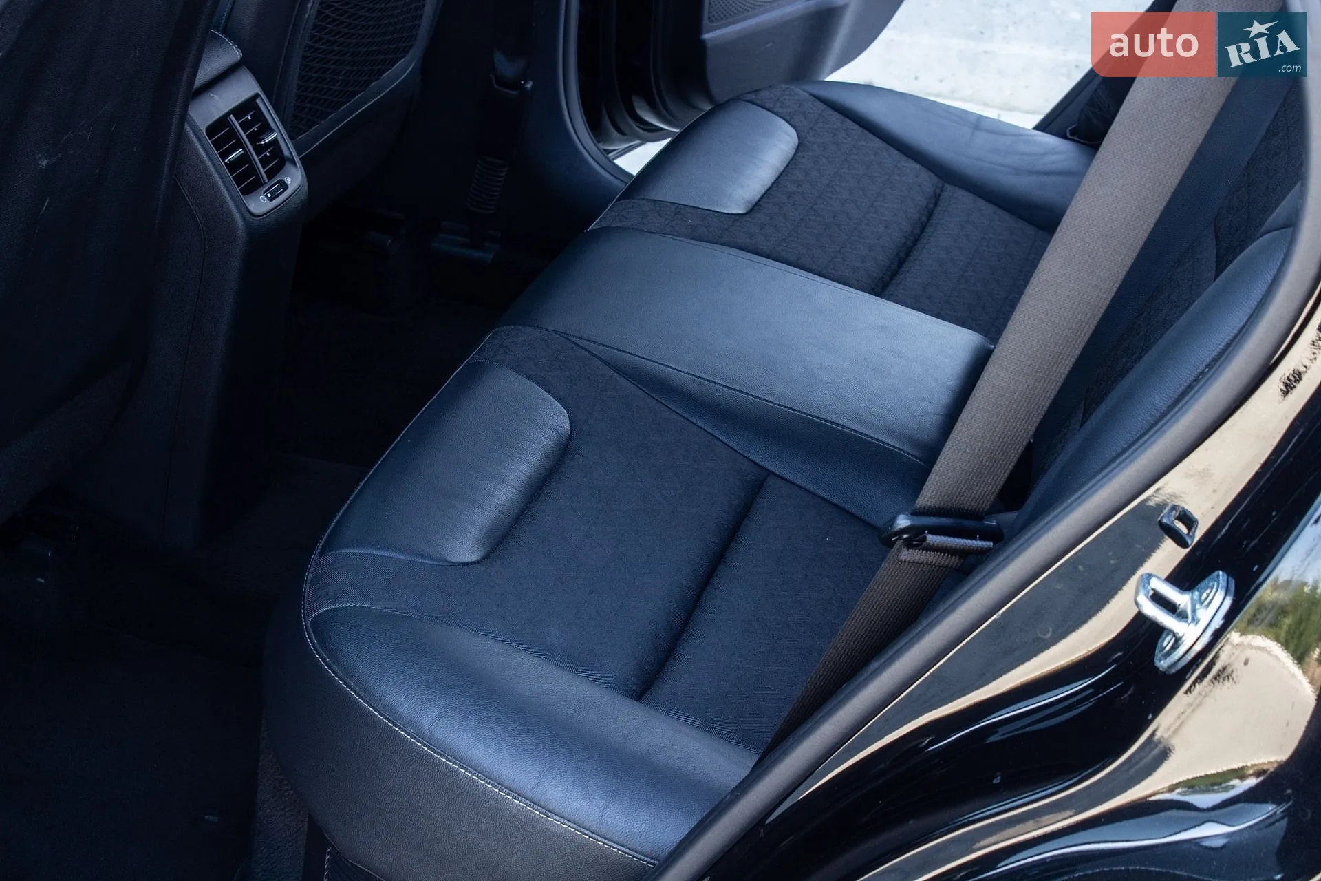 2019 Kia Niro - мініатюра 38