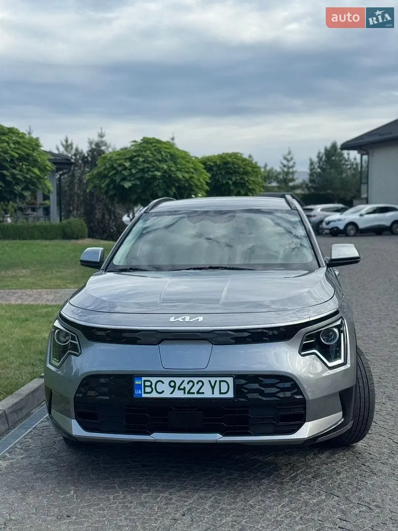 2023 Kia Niro - фото 1