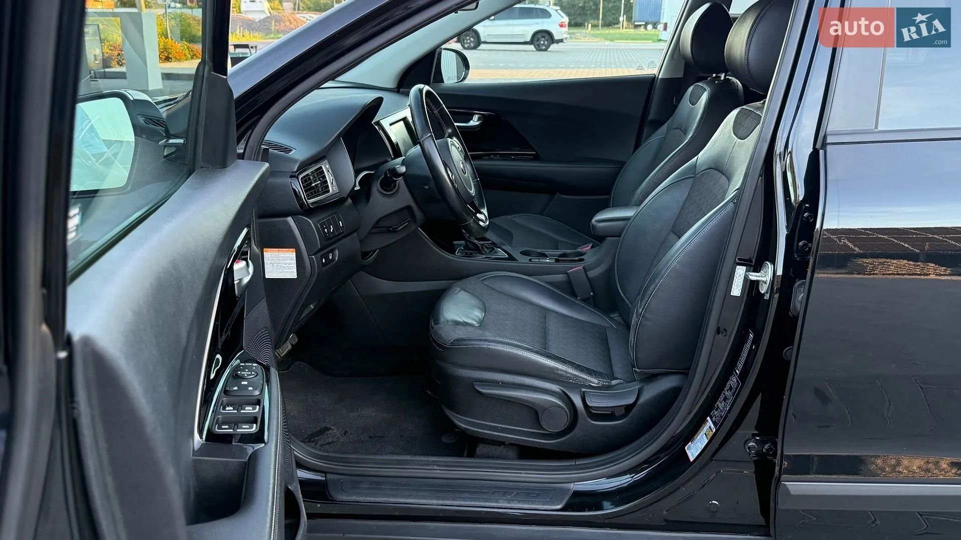 2017 Kia Niro - мініатюра 34