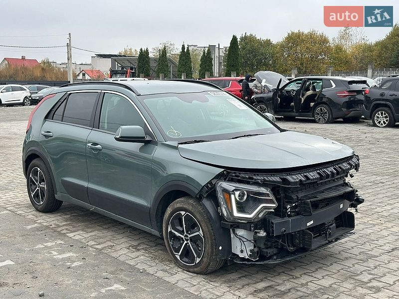 Внедорожник / Кроссовер Kia Niro 2024 в Львове