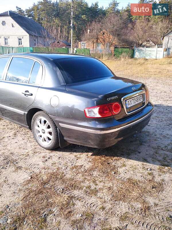 Седан Kia Opirus 2006 в Харькове