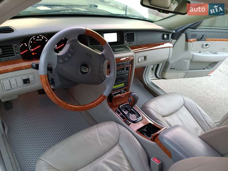 Седан Kia Opirus 2006 в Киеве