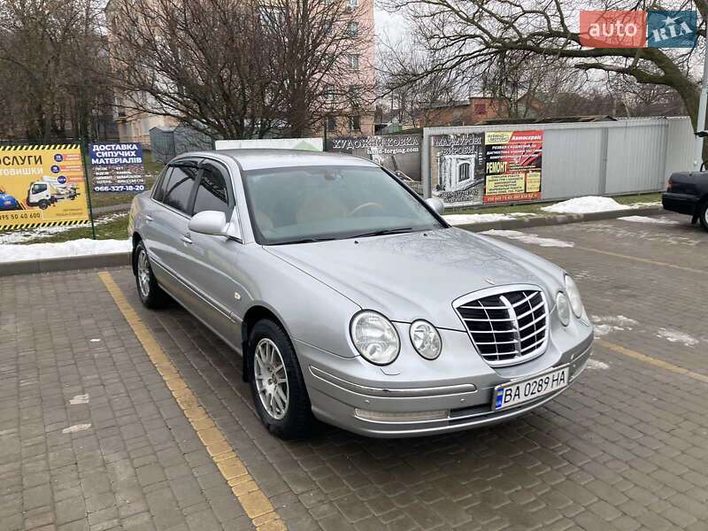 Kia Opirus 2005
