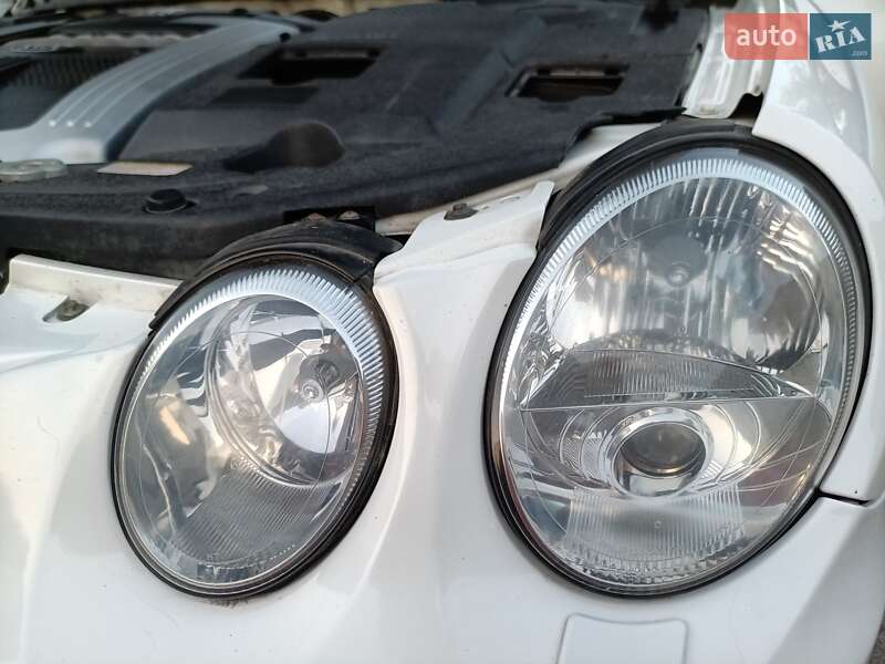 Седан Kia Opirus 2006 в Киеве