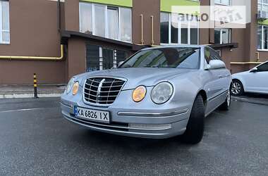 Седан Kia Opirus 2006 в Бучі