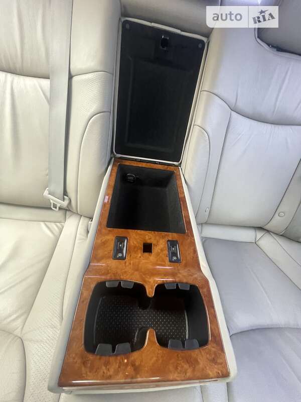 Седан Kia Opirus 2006 в Умани