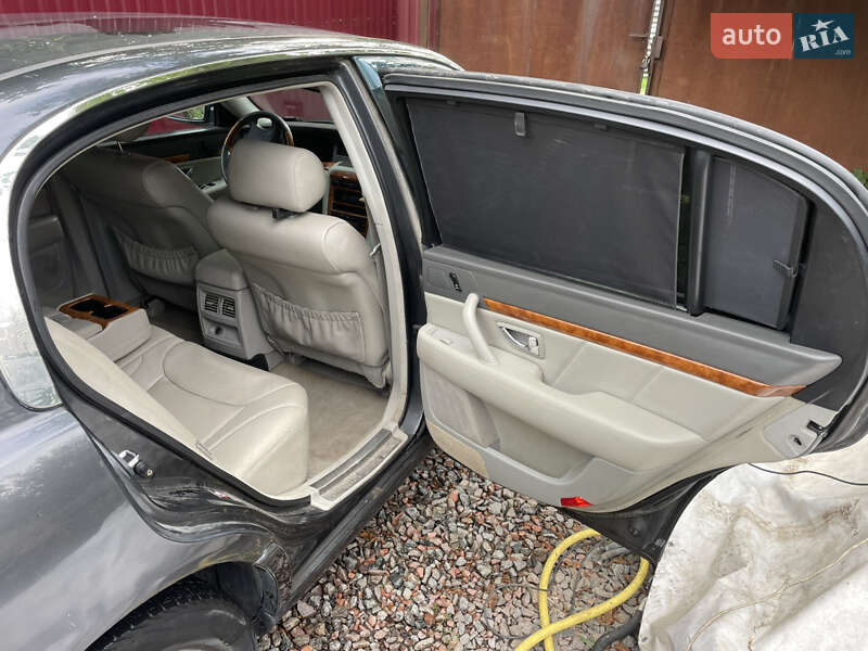 Седан Kia Opirus 2004 в Василькове