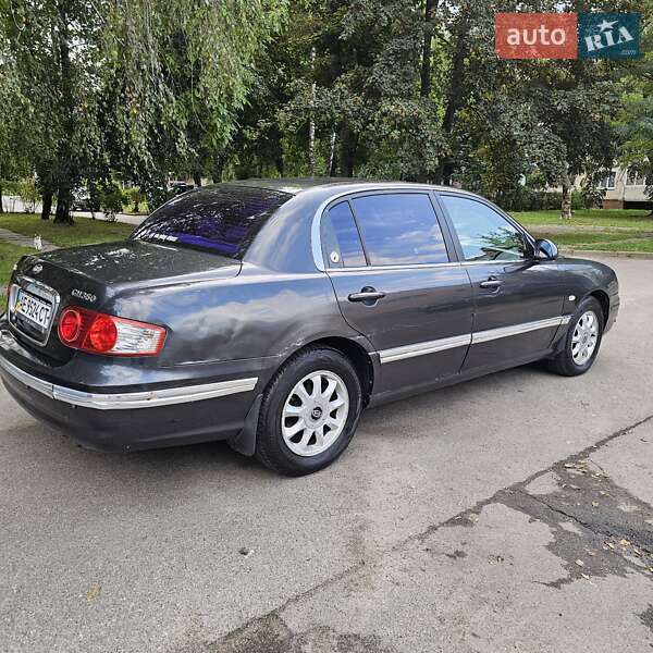 Седан Kia Opirus 2006 в Киеве