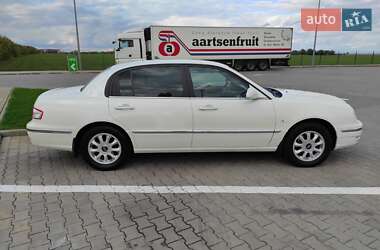 Седан Kia Opirus 2006 в 