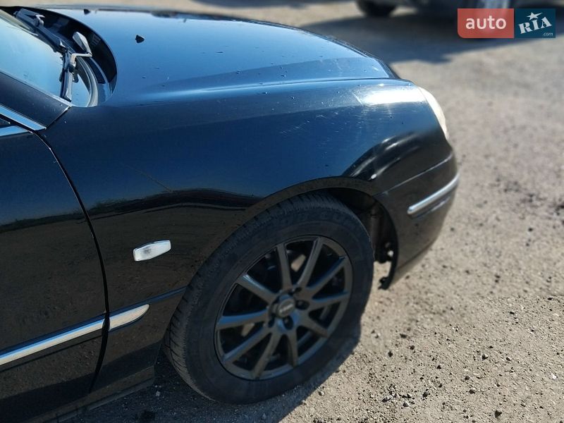 Седан Kia Opirus 2009 в Крюківщині