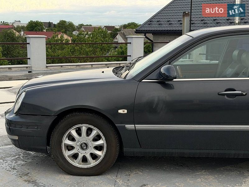 Седан Kia Opirus 2006 в Киеве