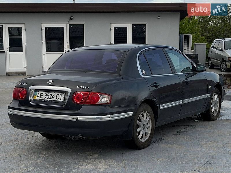 Седан Kia Opirus 2006 в Киеве