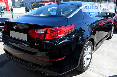 Седан Kia Optima 2015 в Одессе