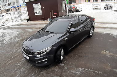 Седан Kia Optima 2015 в Харькове