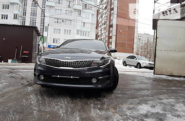 Седан Kia Optima 2015 в Харькове