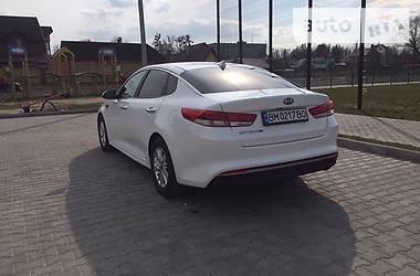 Седан Kia Optima 2015 в Сумах