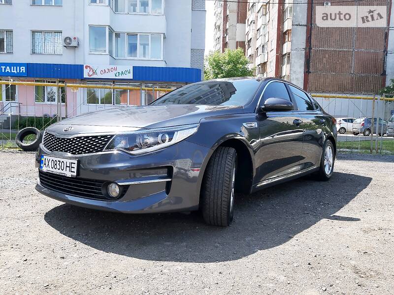 Седан Kia Optima 2015 в Харькове