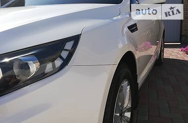 Седан Kia Optima 2012 в 