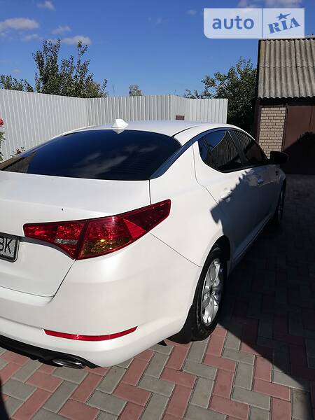 Седан Kia Optima 2012 в Харькове
