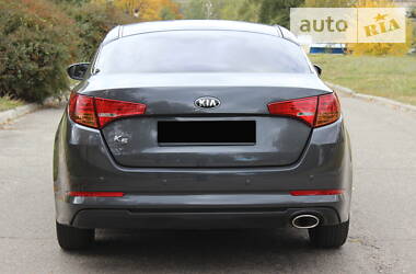 Седан Kia Optima 2013 в Днепре