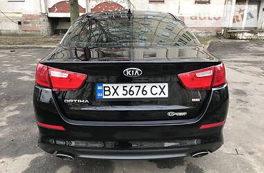 Седан Kia Optima 2014 в Хмельницком