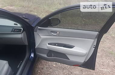 Седан Kia Optima 2016 в 