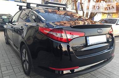 Седан Kia Optima 2012 в 