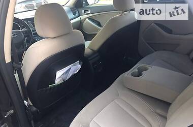 Седан Kia Optima 2012 в 