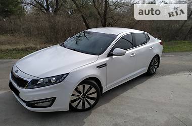 Седан Kia Optima 2013 в Энергодаре