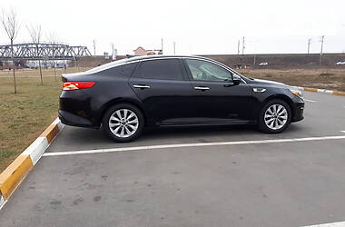 Седан Kia Optima 2016 в 