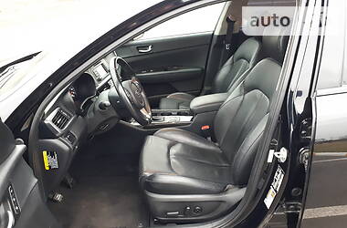 Седан Kia Optima 2016 в 