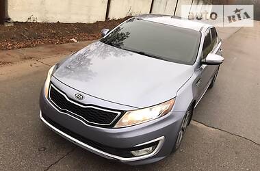 Седан Kia Optima 2011 в 