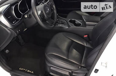 Седан Kia Optima 2015 в 