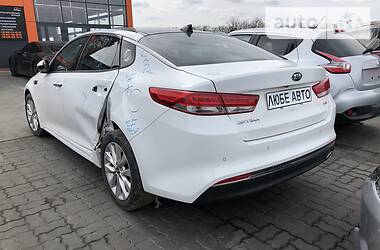 Седан Kia Optima 2016 в 