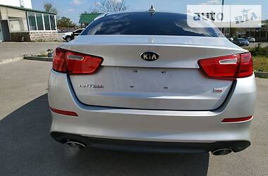 Седан Kia Optima 2014 в Киеве