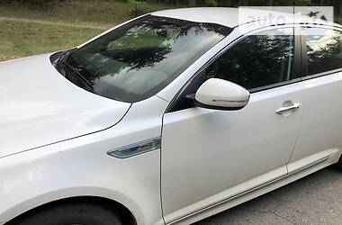 Седан Kia Optima 2014 в 