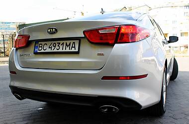 Седан Kia Optima 2014 в 