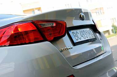 Седан Kia Optima 2014 в 