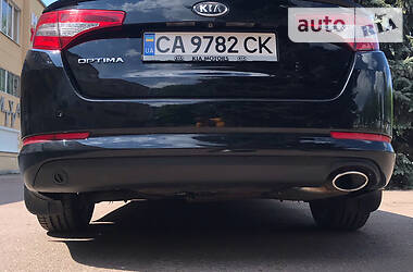 Седан Kia Optima 2012 в Чернигове