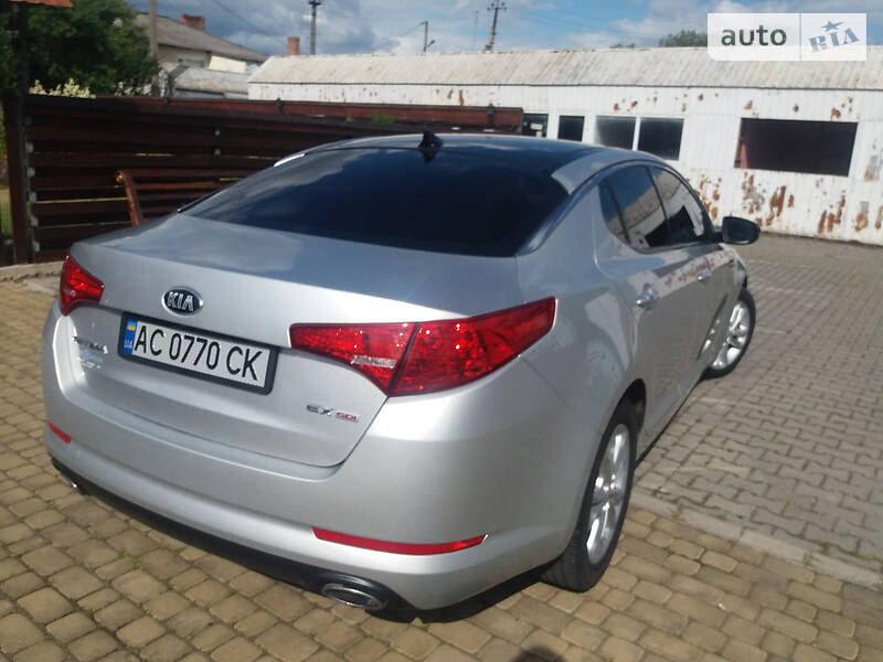 Седан Kia Optima 2013 в Луцьку