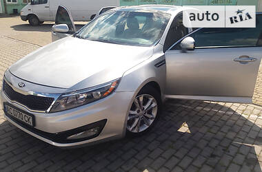 Седан Kia Optima 2013 в Луцке