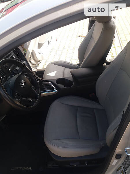 Седан Kia Optima 2013 в Луцьку