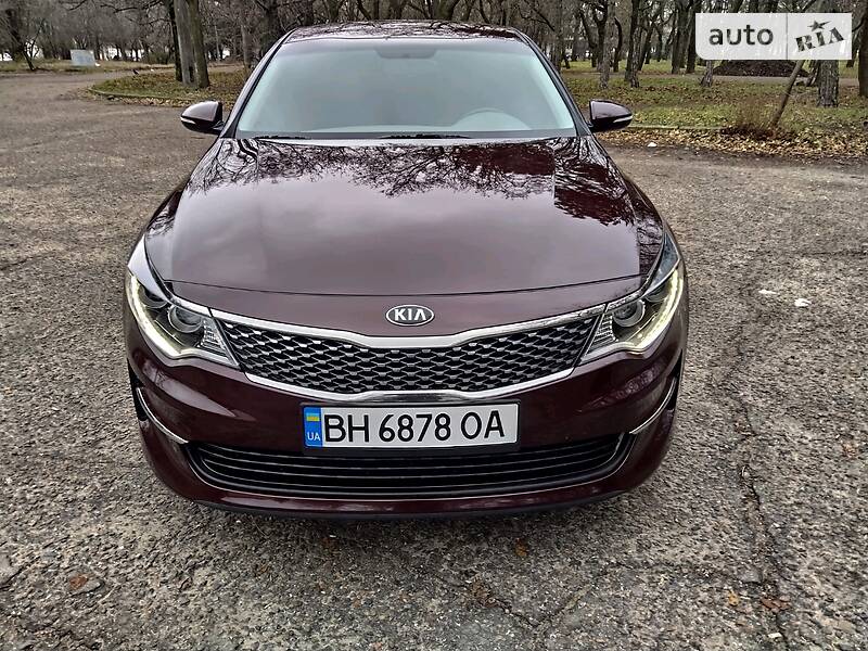 Седан Kia Optima 2016 в Одессе