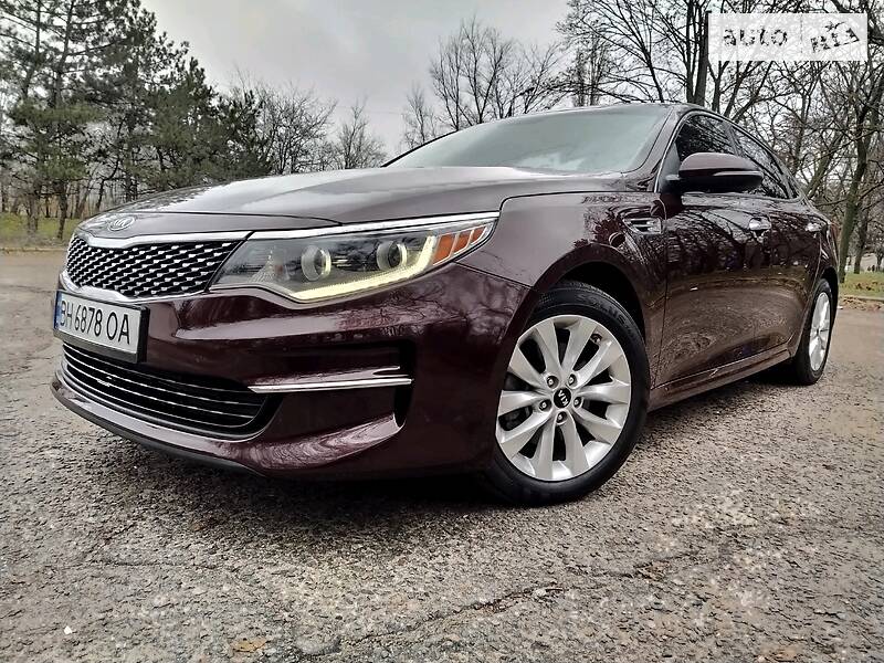 Седан Kia Optima 2016 в Одессе