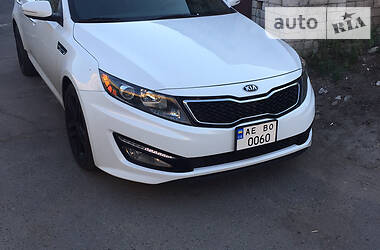 Седан Kia Optima 2013 в Днепре